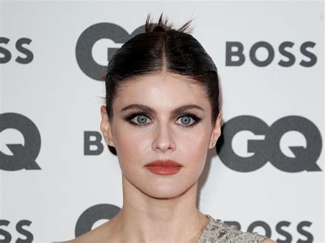 alexandra daddario hot pics|Alexandra Daddario Turned Her Tropical Skinny Dip Into A Cute。